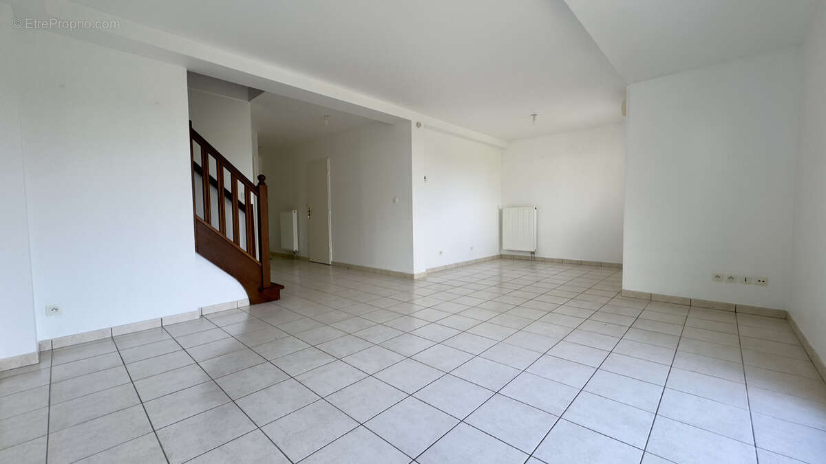 Maison à SAINTE-CATHERINE