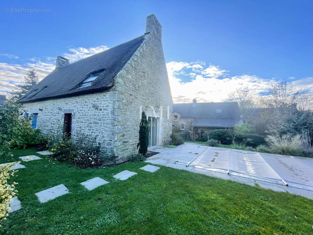 Maison à SAINTE-HELENE