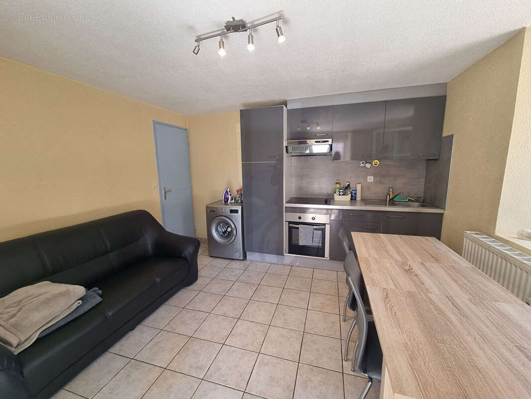 Appartement une chambre - Location en meublé  - Morteau Centre - photo 3