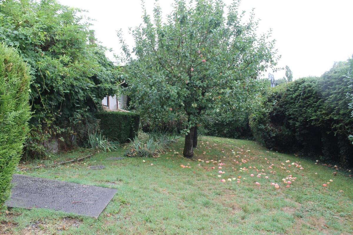 Photo 1 - Maison à SAINT-GERMAIN-DES-FOSSES
