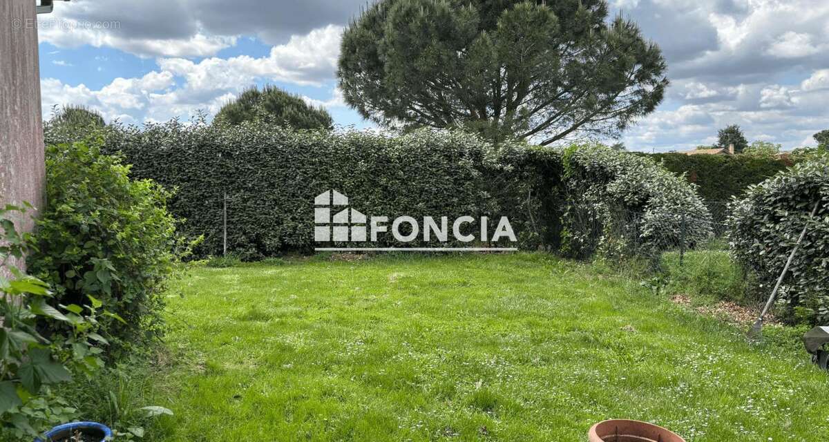 Maison à SAINT-SARDOS