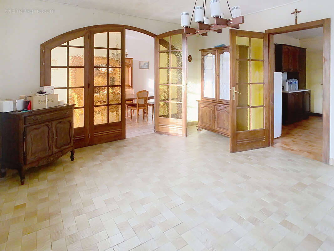 Maison à DAMPIERRE-LES-BOIS