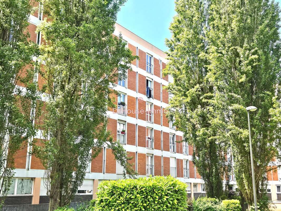 Appartement 105 m² à Saint-Andre-Les-Vergers  - photo 44