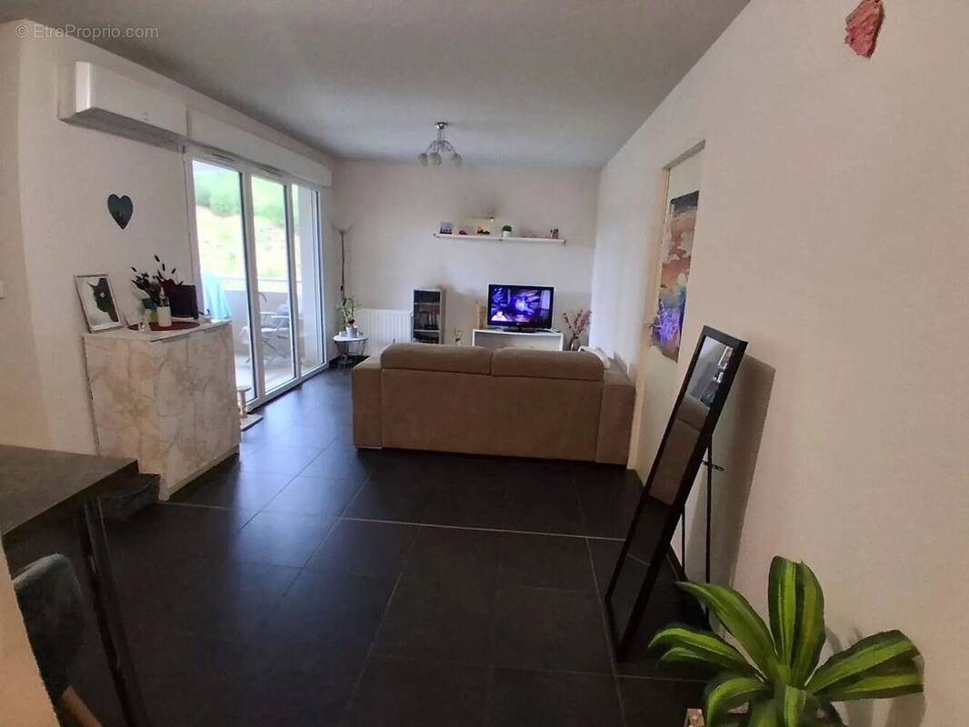 Appartement à SARROLA-CARCOPINO