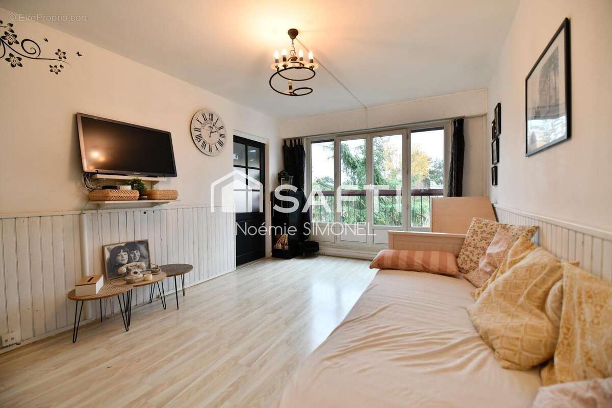 Photo 2 - Appartement à CHILLY-MAZARIN