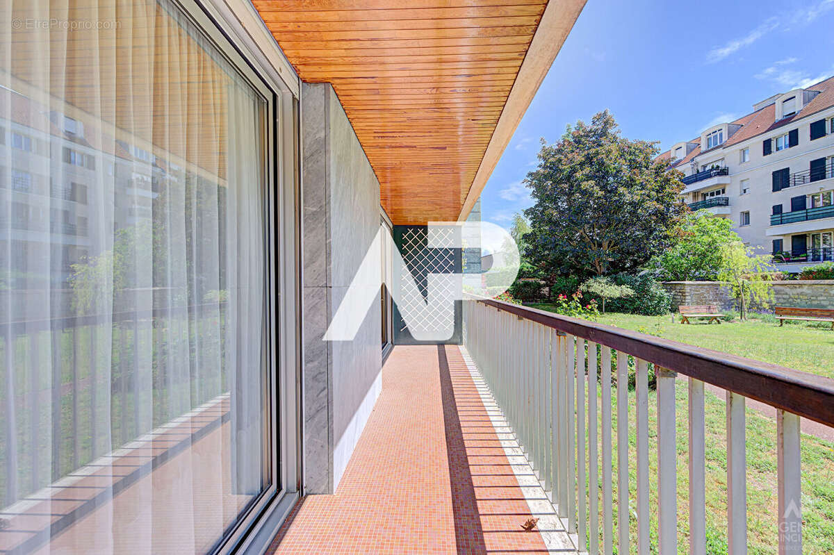 Appartement à RUEIL-MALMAISON