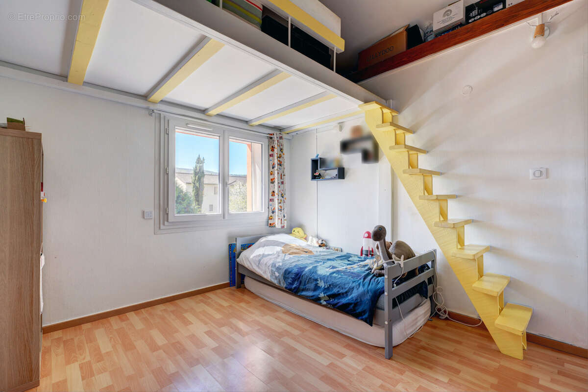 Maison à COUZON-AU-MONT-D'OR