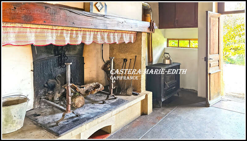 Maison à VIC-FEZENSAC