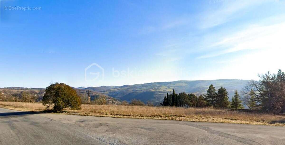 Terrain de 3 500 m² pour votre projet de rêve ! - photo 2