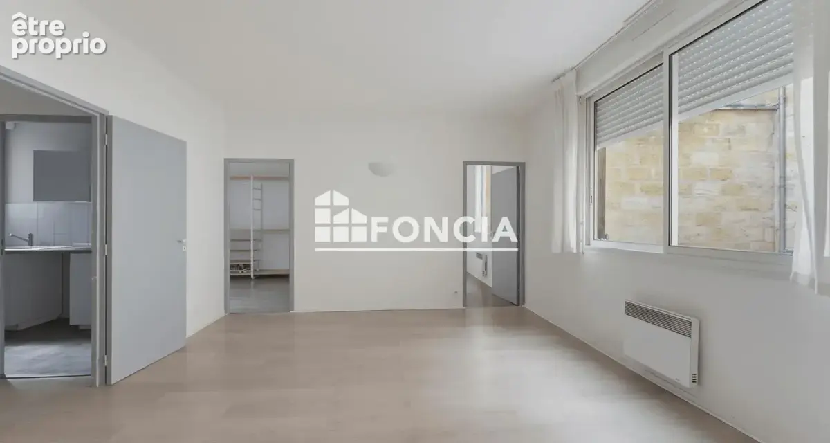 Bel appartement de type 3 vendu libre avec place de parking en centre ville - photo 7