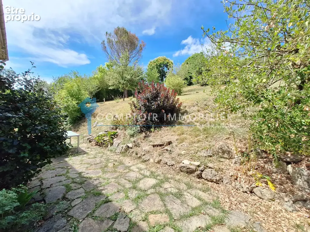A Vendre Dpt 81 Maison centre-village avec garage et grand terrain - photo 6