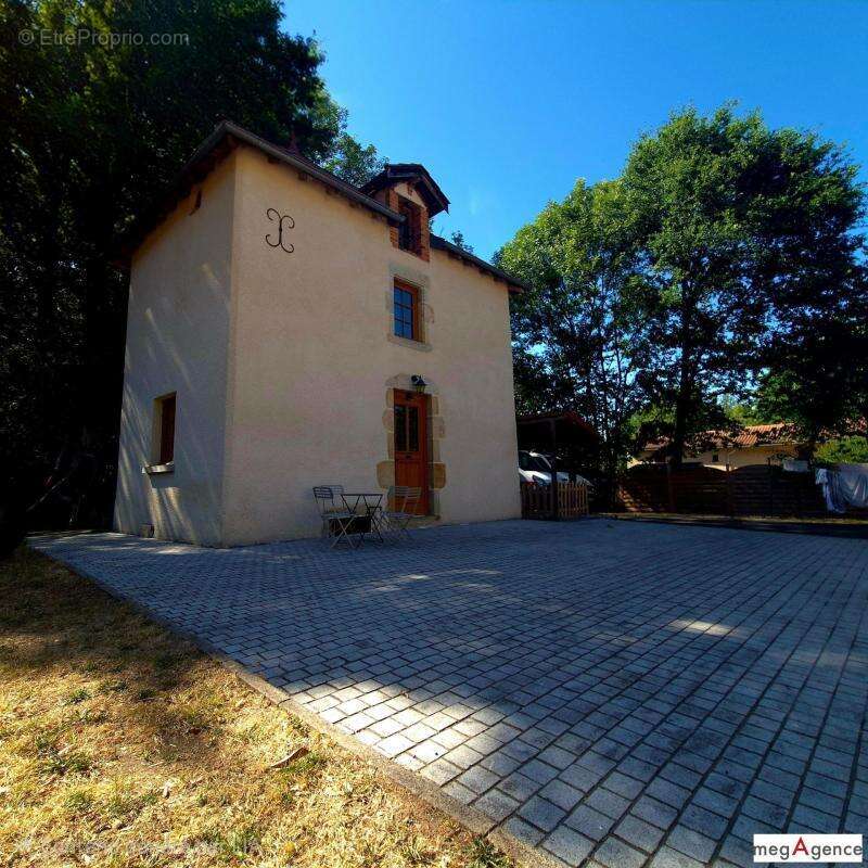 Propriété de charme en Auvergne - photo 16