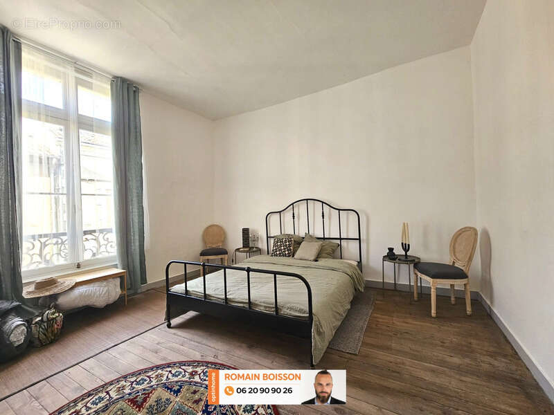 Maison à SAINT-PARDOUX-LA-RIVIERE