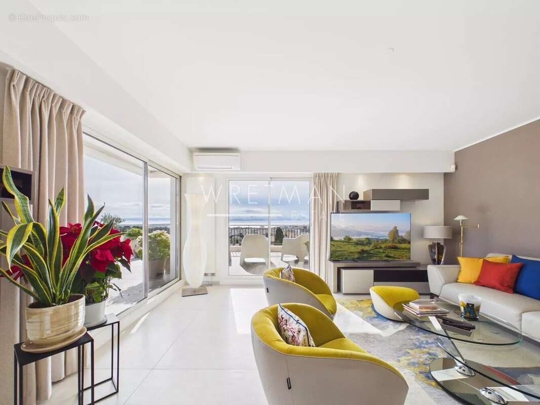 Appartement à LE CANNET