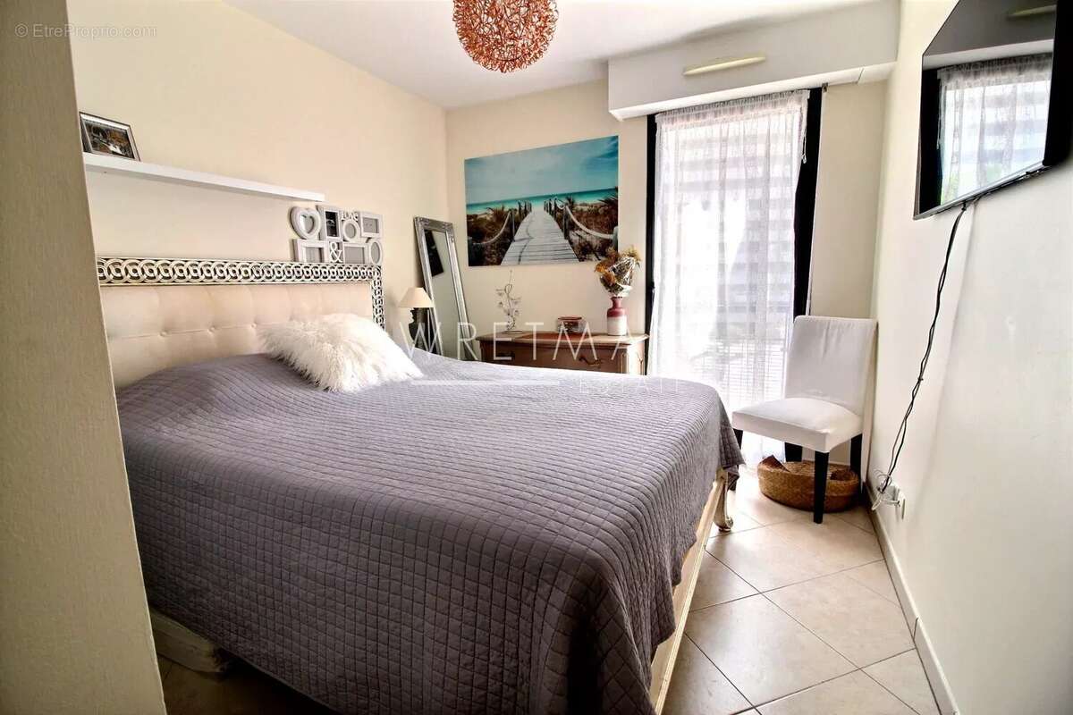 Appartement à VILLENEUVE-LOUBET