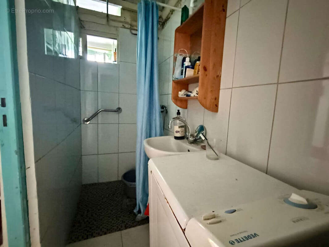 Appartement à MARSEILLE-6E