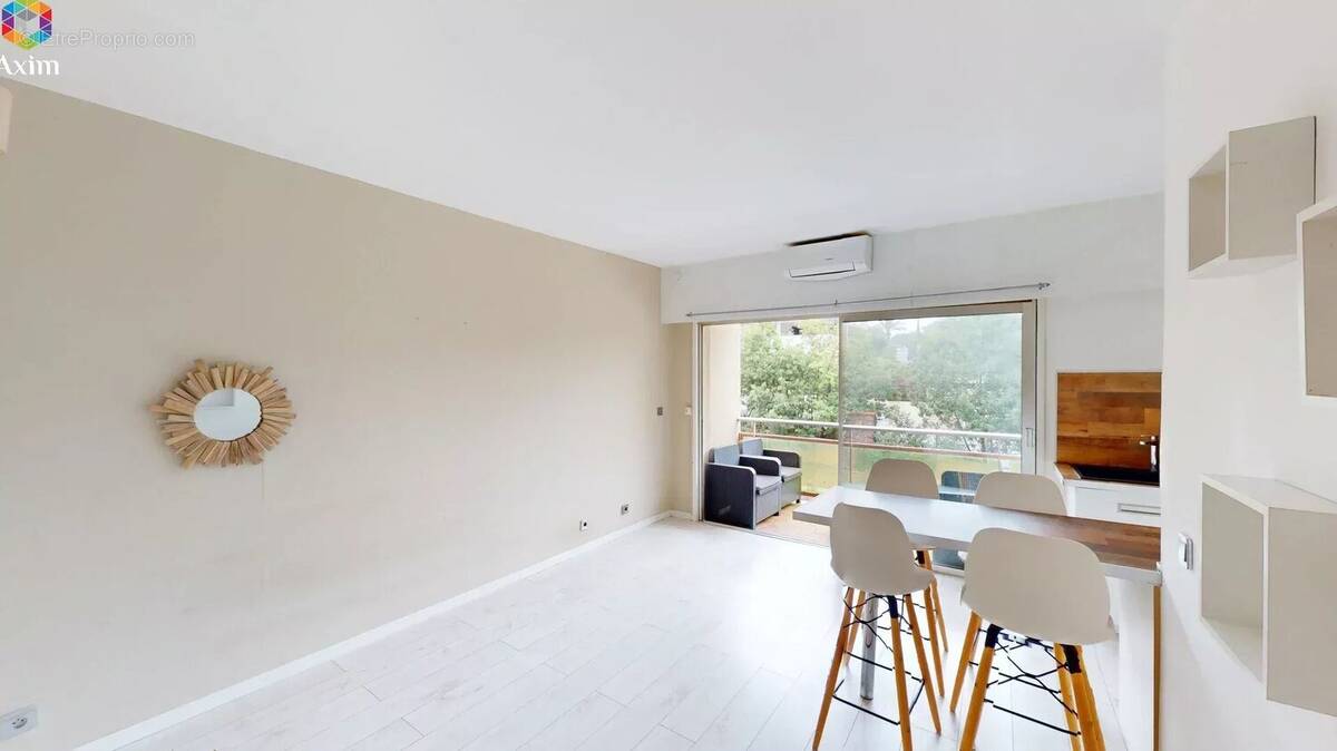 Appartement à SAINT-RAPHAEL