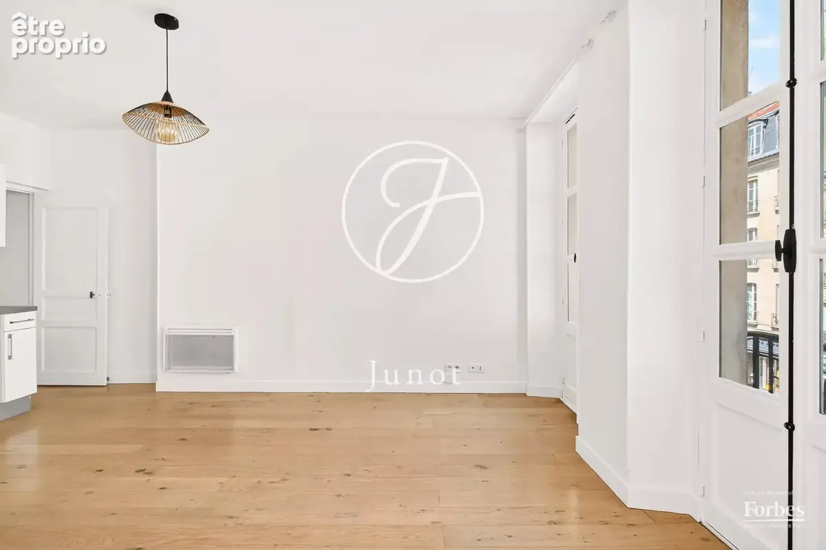 Versailles - NOTRE DAME - Appartement - 61.71 m² Loi Carrez (Surface totale de 78.45 m²) - 4 pièces - photo 3