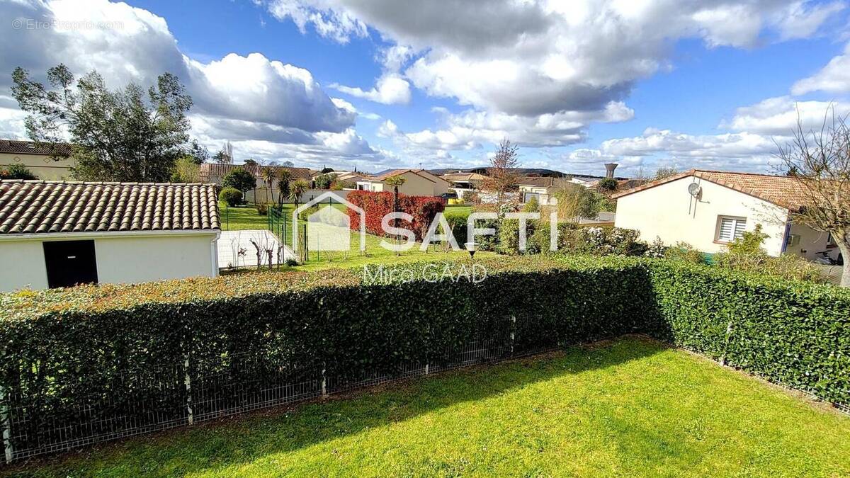 Photo 1 - Appartement à SAINT-SULPICE