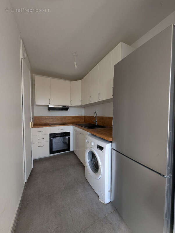 MAISONS-LAFFITTE - Studio de 36 M² avec Terrasse de 10M²  - Cave et Parking extérieur - photo 5