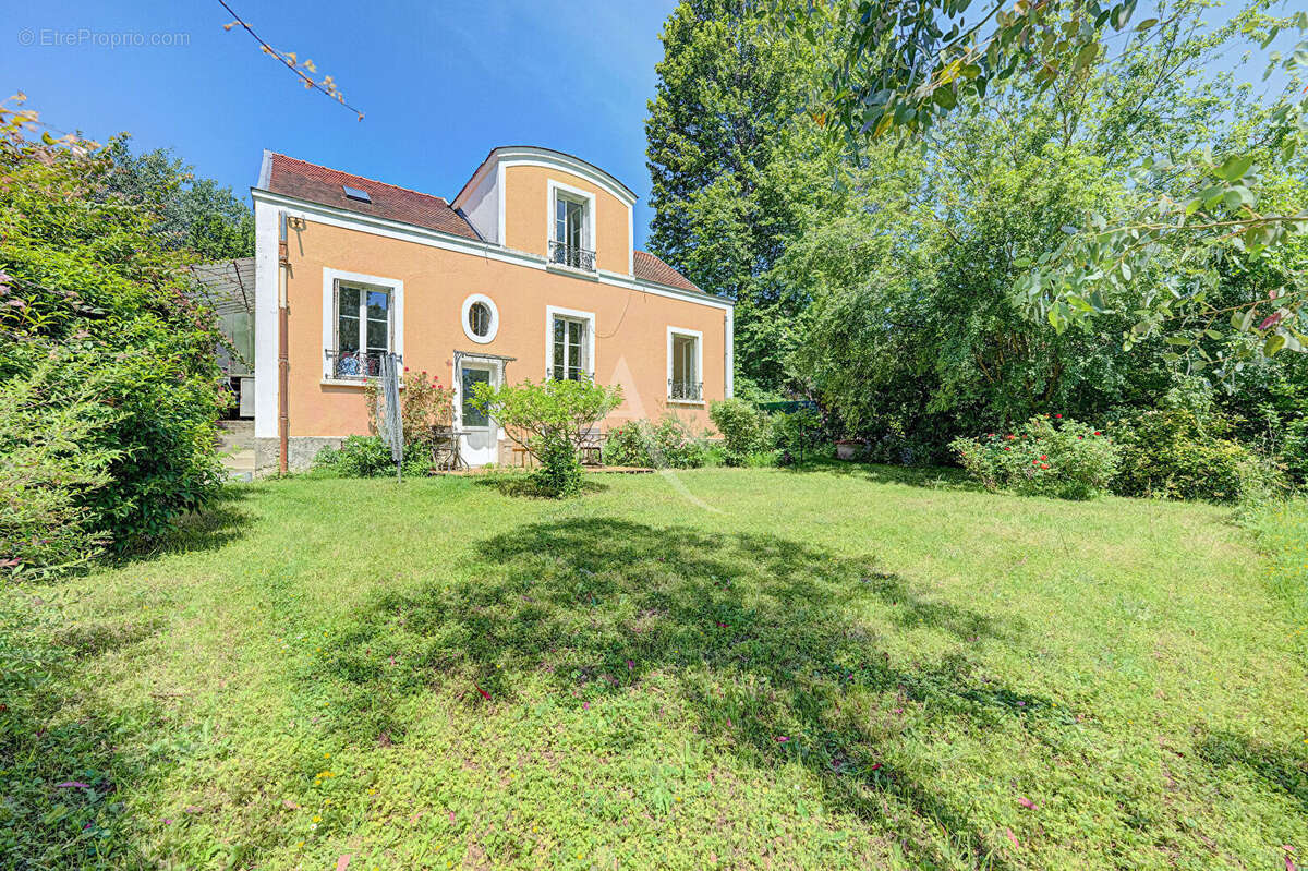 Maison à NOGENT-SUR-MARNE