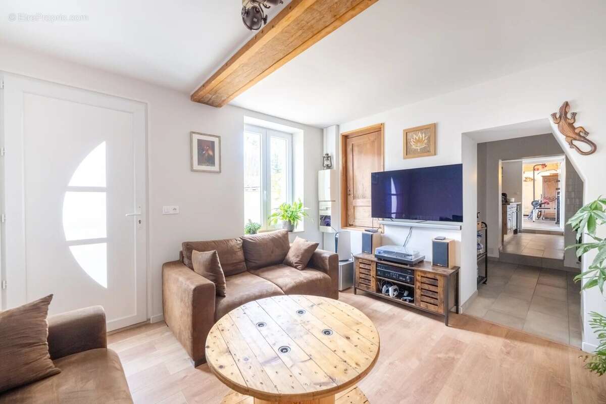 Maison 88 m² à Cravent  - photo 10