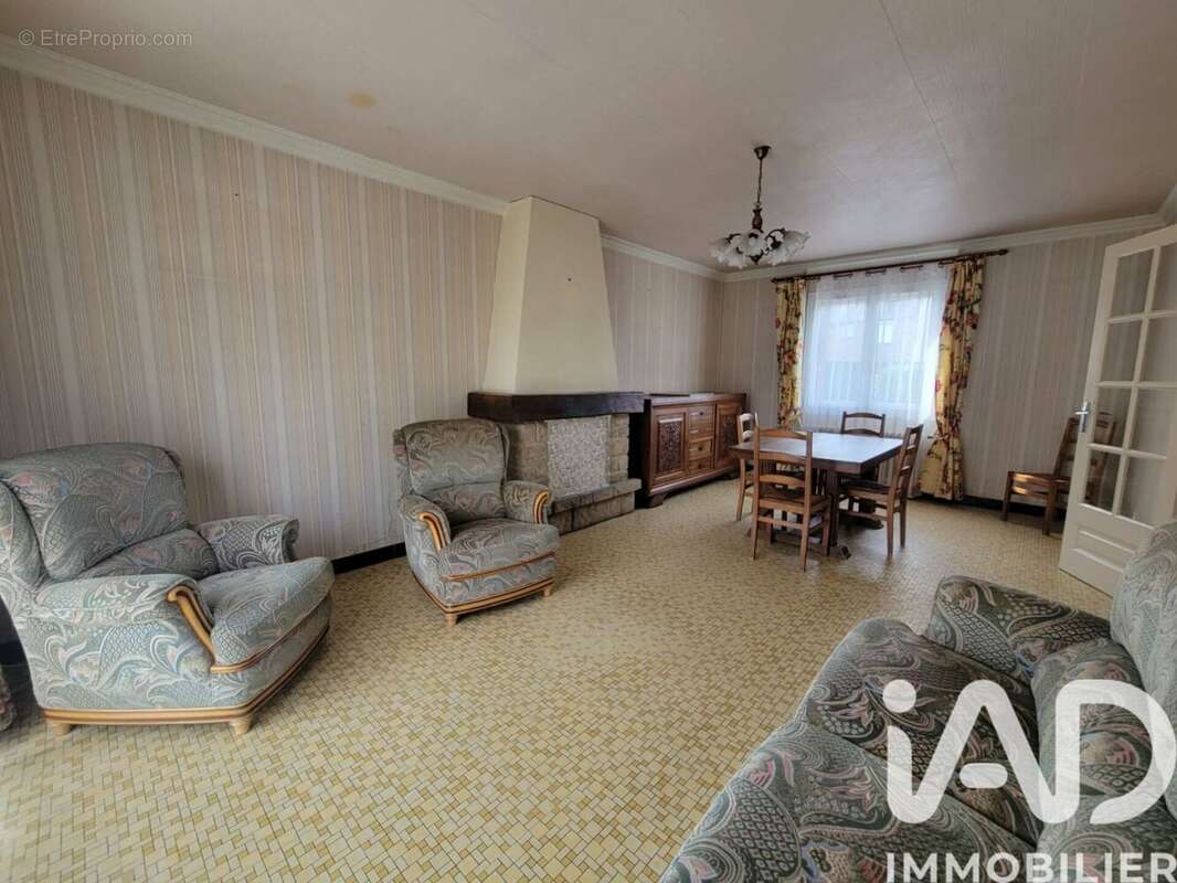 Photo 3