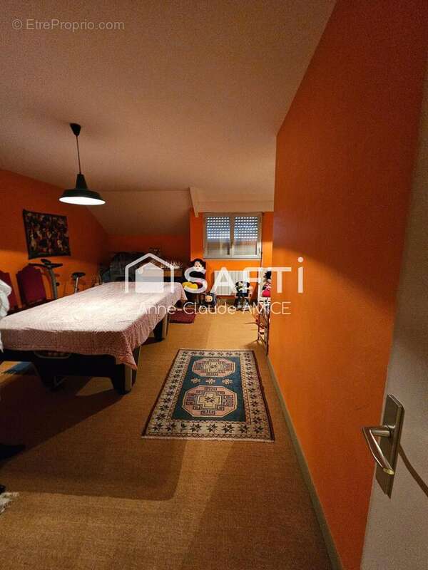 Maison 252 m² à Montauban-De-Bretagne  - photo 3