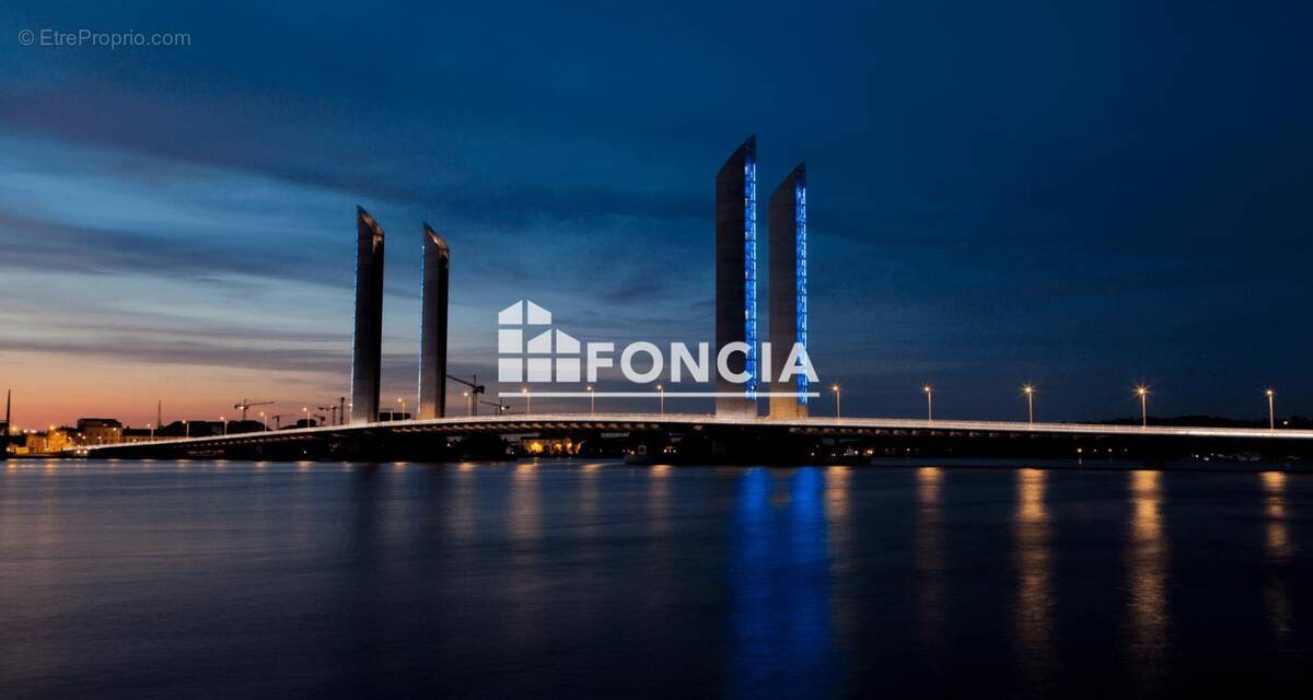 Appartement à BORDEAUX