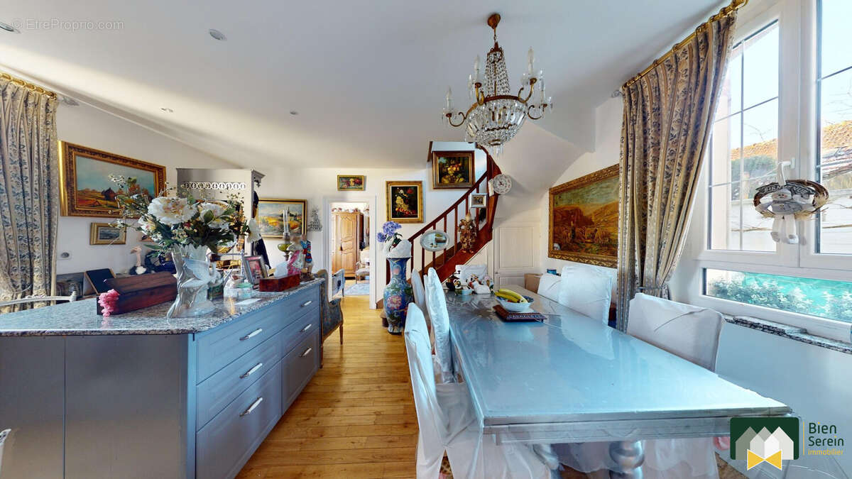 Maison à CHATEAUNEUF-EN-THYMERAIS