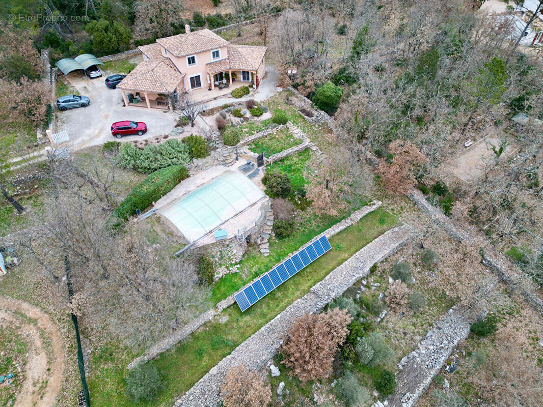 Maison à SAINT-MAXIMIN-LA-SAINTE-BAUME