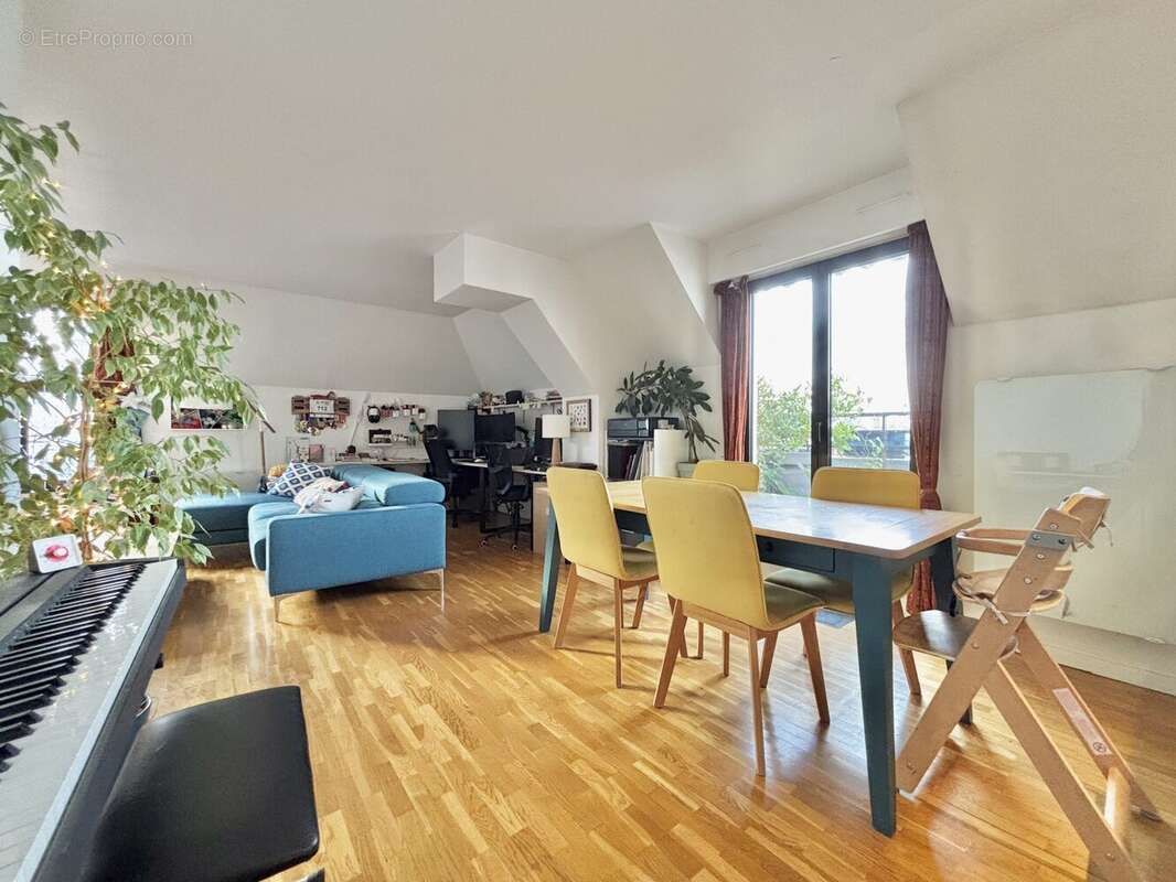 Appartement à PARIS-12E