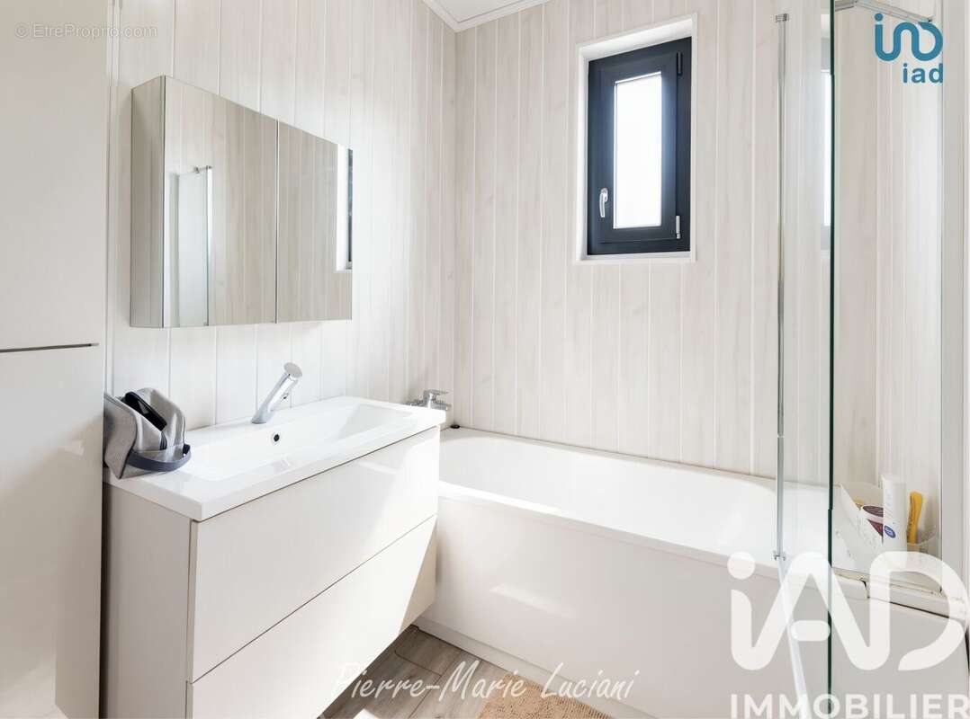 Photo 6 - Maison à LA MOTTE-D'AIGUES