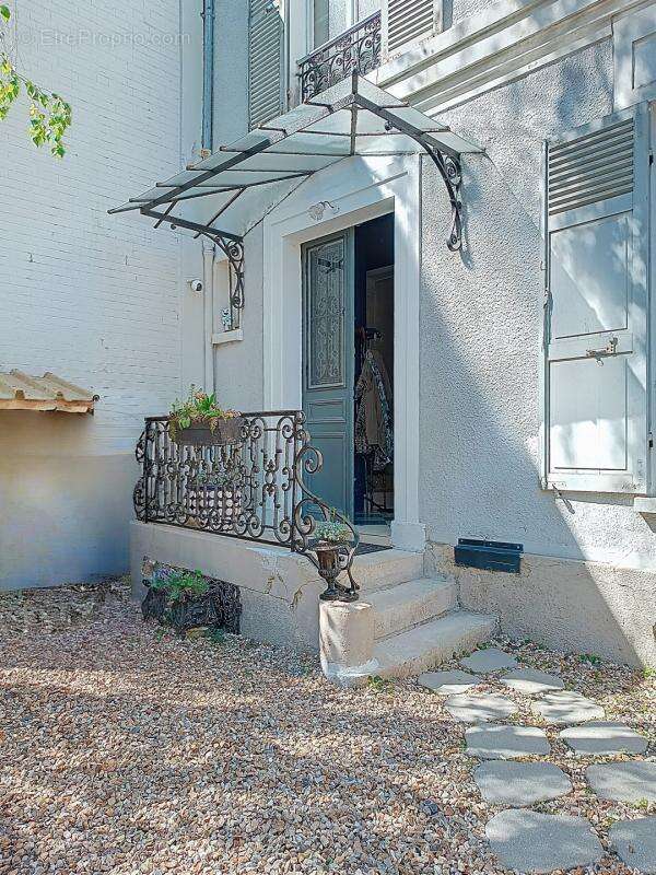 Maison à NOGENT-SUR-MARNE