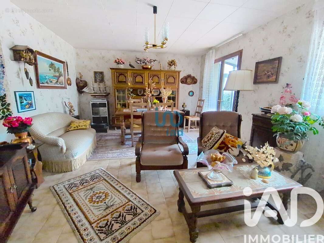 Photo 3 - Maison à SAINT-MARTIN-SUR-OCRE