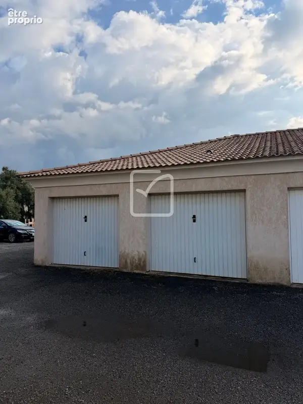 Borgo - Garage 15m2 - Possibilité d'acquérir 2 lots - photo 2