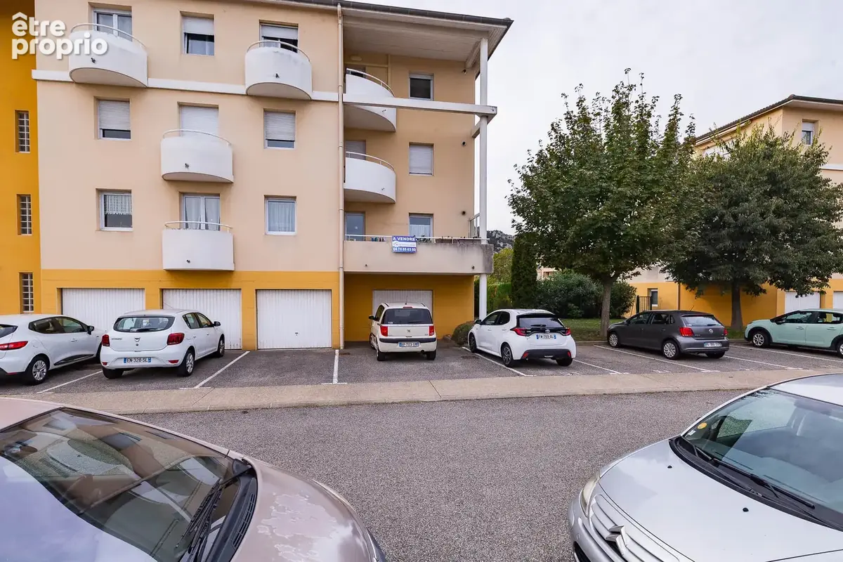 Appartement type 4 avec véranda, balcons, garage et parking, Domaine de Valenson, Guilherand-Granges (07) - photo 18