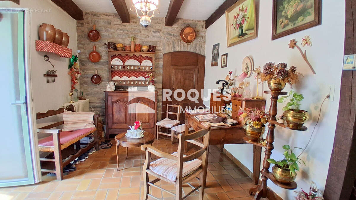 Maison en pierre sur la commune du Bourg, à 25 minutes de Millau - photo 2