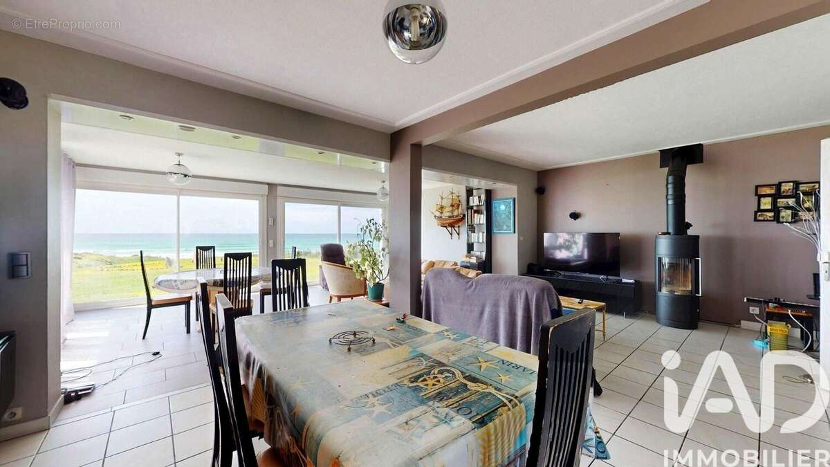 Maison 260 m² à Plovan  - photo 3