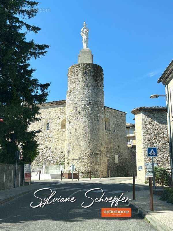 Appartement à MONTBOUCHER-SUR-JABRON