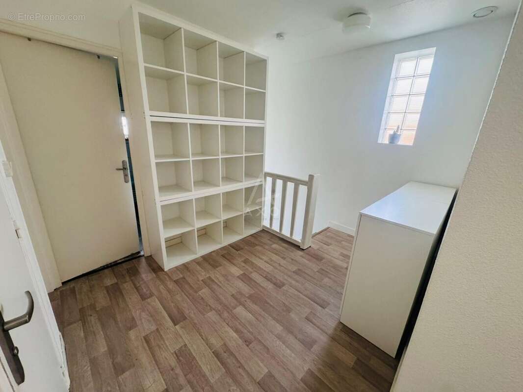 Maison rénovée avec jardin au coeur de Lorris - photo 4