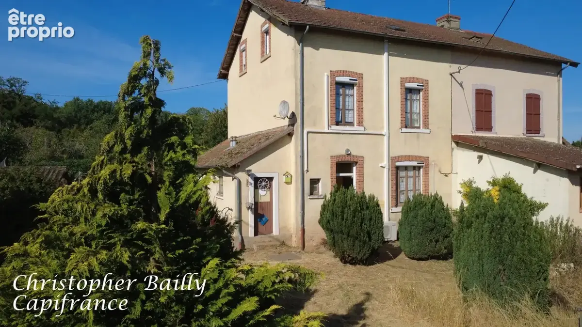 Maison 5 pièces 74 m² · à Chalmoux · 74 m² · 34 500 €