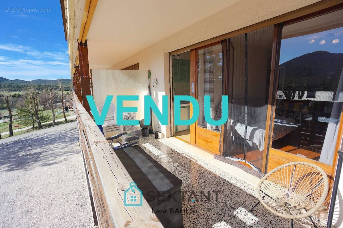 Appartement à SERANON
