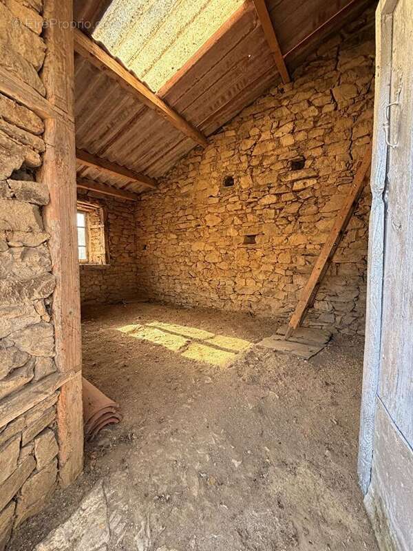 Maison à RAGEADE