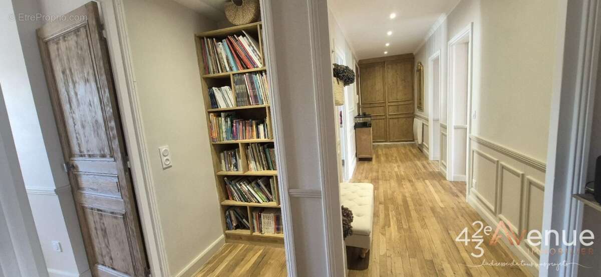 Appartement à SAINT-ETIENNE