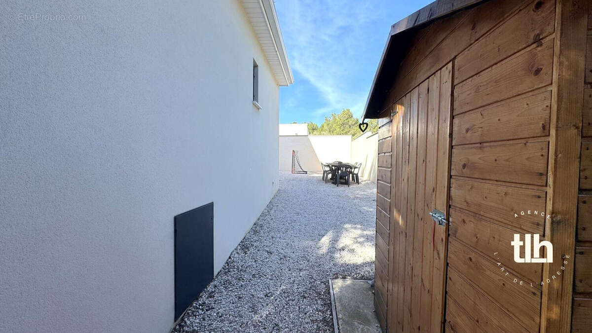 Maison à SAINT-GENIES-DES-MOURGUES