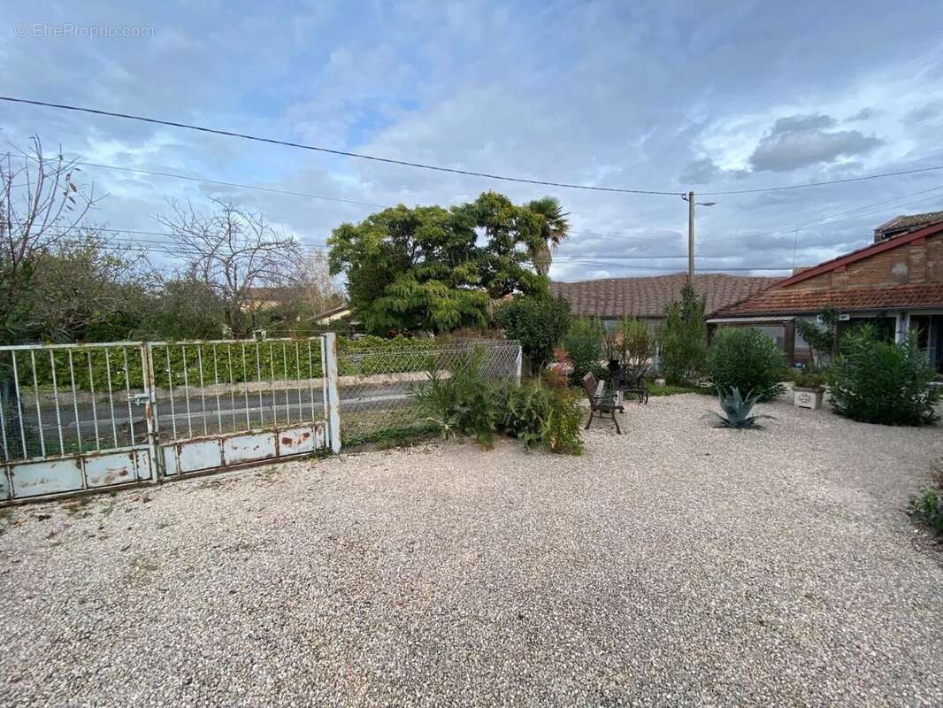 Maison à L&#039;ISLE-EN-DODON