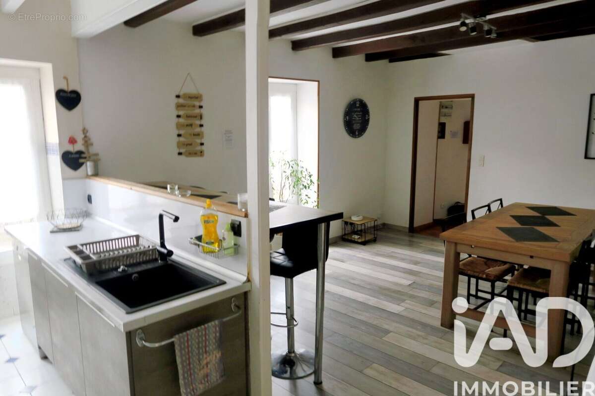 Photo 6 - Maison à VALDIVIENNE