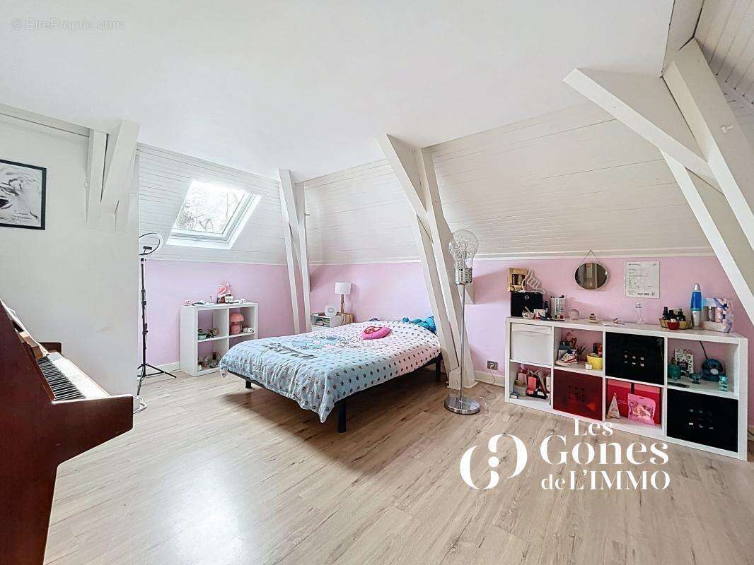 Maison à FRANCHEVILLE