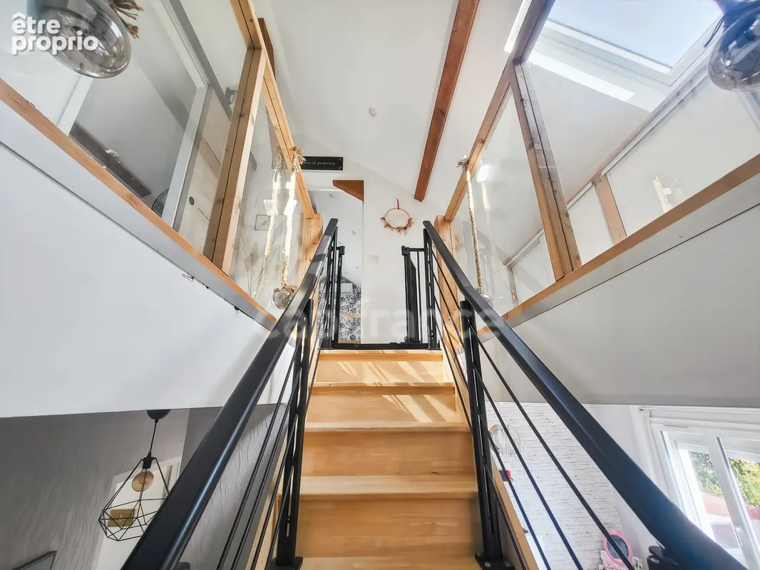 A seulement 7 minutes de Genlis, LONGCHAMP, belle maison spacieuse de 148 m² avec deux garages et piscine - photo 9